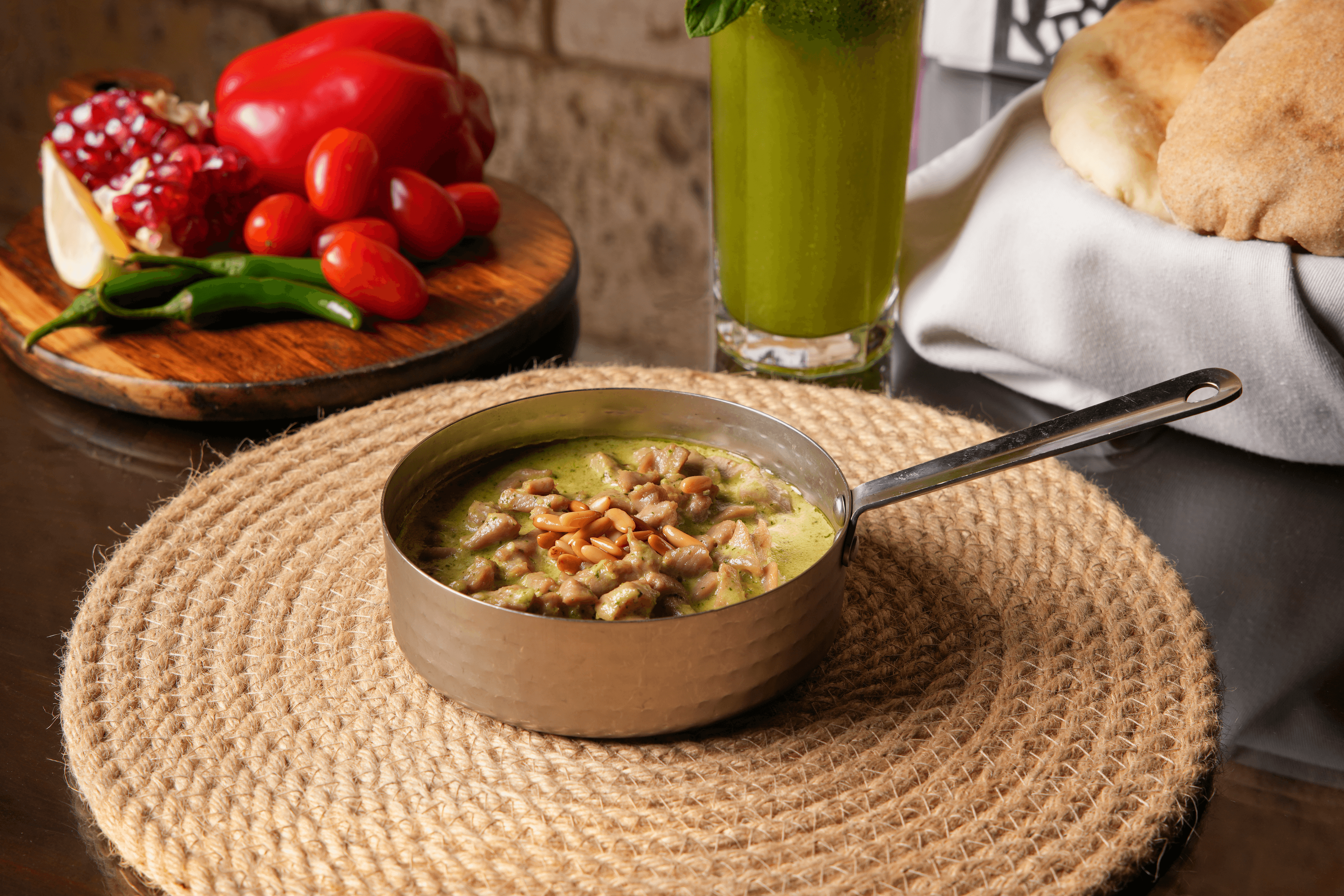 راس عصفور لحم مع الريحان