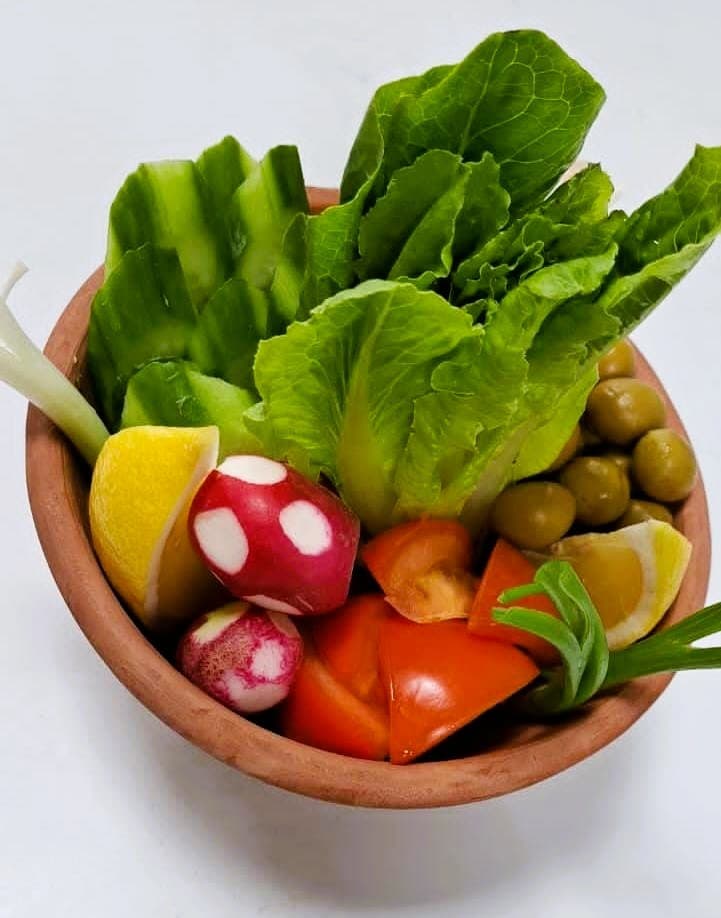 طبق خضروات مشكلة